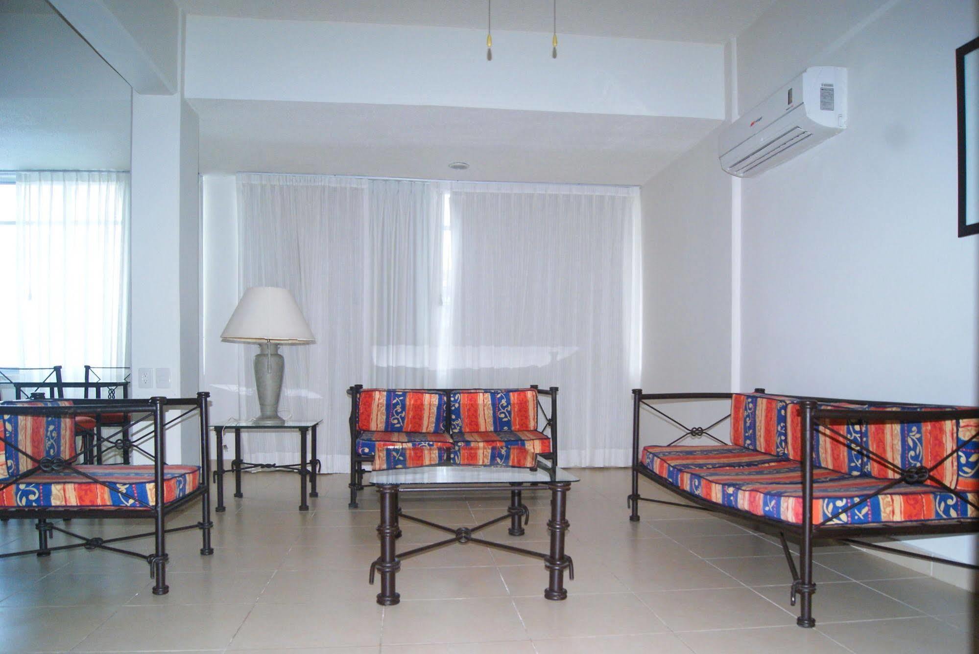 Hotel Miraflores Villahermosa Exterior photo